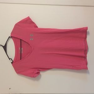 Women's fitted Under Armour T-Shirt